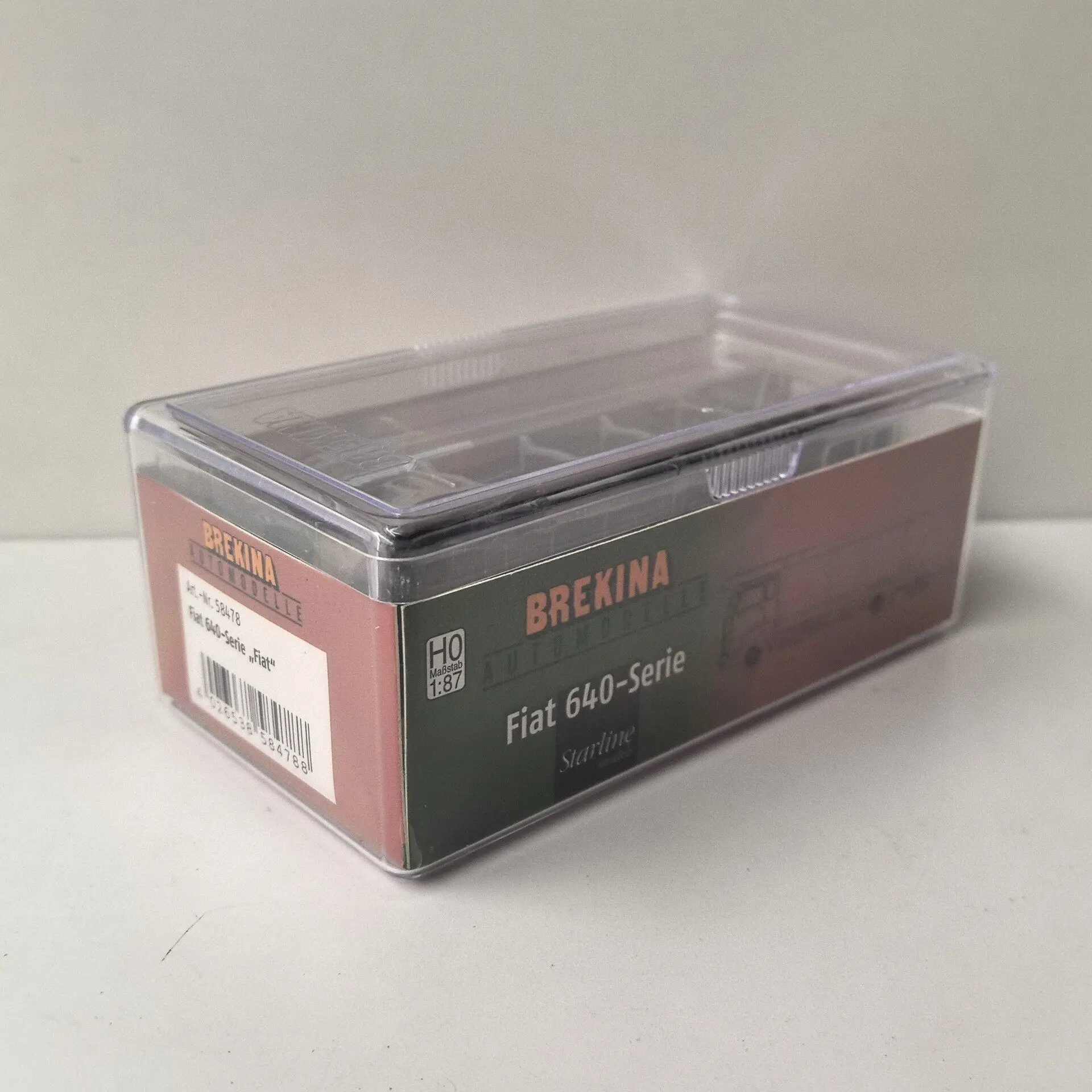 BREKINA 1/87 Scale HO FIAT 640 SERIE 25 Plastics Car Model
BREKINA 1/87 Scale HO FIAT 640 SERIE 25 Plastics Car Model