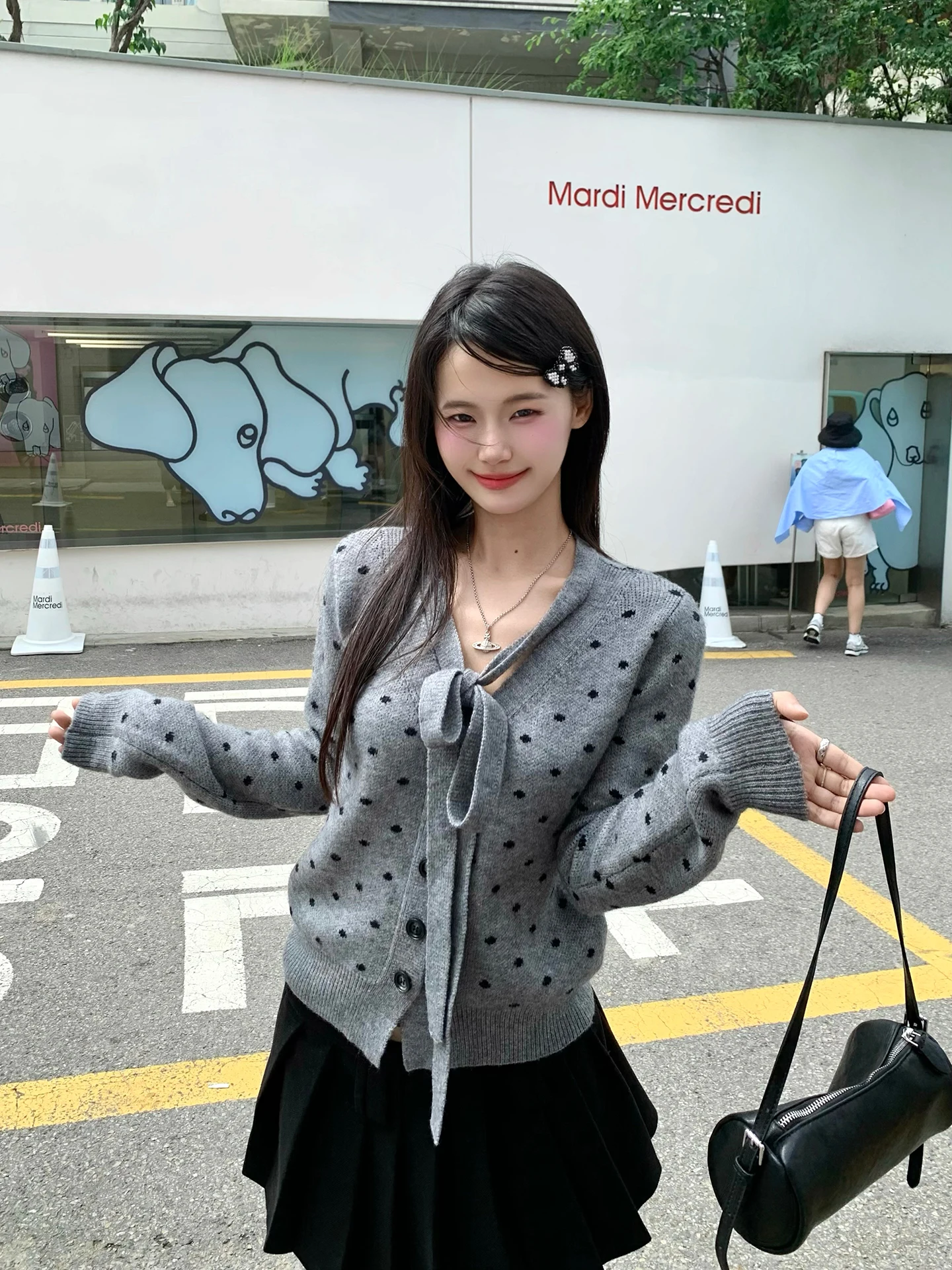 Stunning Polka Dot Knitwear Knot Versatile Beautiful Autumn Outerwear V-Neck Long Sleeve Straight Cut Women's Top
Stunning Polka Dot Knitwear Knot Versatile Beautiful Autumn Outerwear V-Neck Long Sleeve Straight Cut Women's Top
