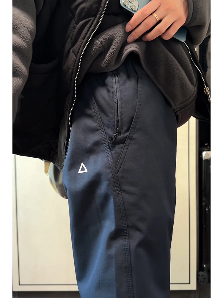 Мужские брюки-карго American Sle Tee-Proof Soft ell, осенне-зимние, на флисовой подкладке, для альпинизма и работы, прямой крой...
Мужские брюки-карго American Sle Tee-Proof Soft ell, осенне-зимние, на флисовой подкладке, для альпинизма и работы, прямой крой...