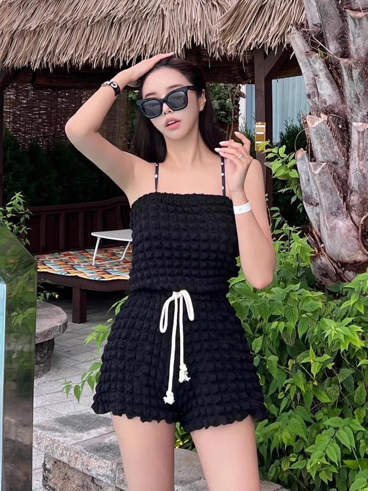 Gagarich Korean Summer Retro Vacation Style Three-dimensional Bubble Grid Waist Slimming Strapless Vest Jumpsuit Shorts Women
Gagarich Korean Summer Retro Vacation Style Three-dimensional Bubble Grid Waist Slimming Strapless Vest Jumpsuit Shorts Women