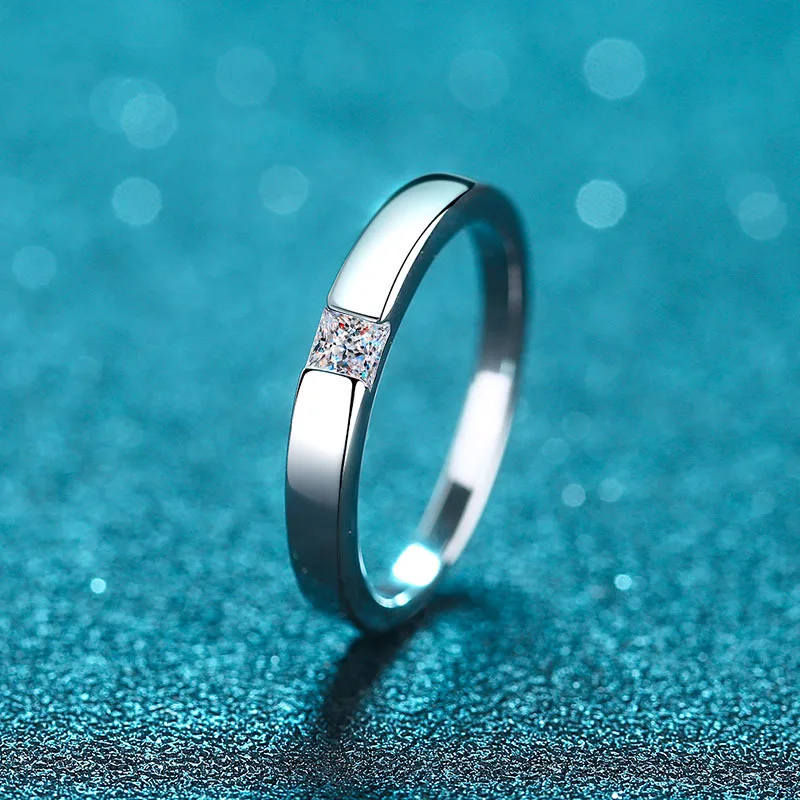 High Quality 925 Sterling Silver Princess Square Simple Row Ring 0.3ct Moissanite Ring Unisex Jewelry Promise Gift
High Quality 925 Sterling Silver Princess Square Simple Row Ring 0.3ct Moissanite Ring Unisex Jewelry Promise Gift