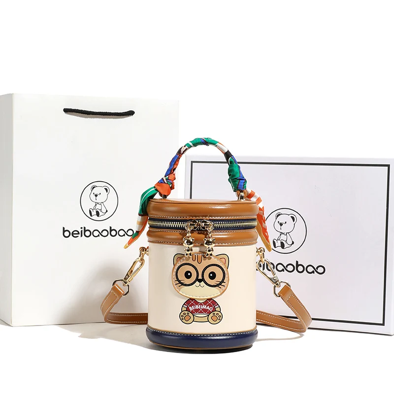 fashionable women's shoulder bags,New round barrel-shaped handbag bags,exquisite single-shoulder crossbody bags,mobile phone bag
fashionable women's shoulder bags,New round barrel-shaped handbag bags,exquisite single-shoulder crossbody bags,mobile phone bag