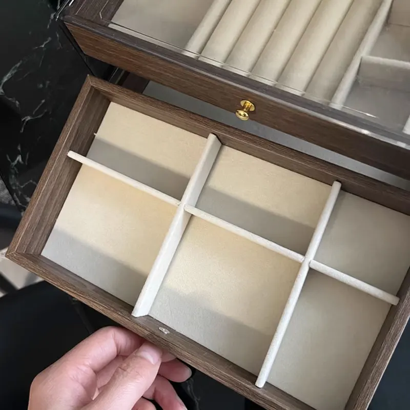 3-слойная винтажная большая емкость, выдвижная шкатулка для драгоценностей из орехового дерева для домашнего использования, кольцо, ожерелье, серьги, ручная шкатулка для хранения ювелирных изделий
3-слойная винтажная большая емкость, выдвижная шкатулка для драгоценностей из орехового дерева для домашнего использования, кольцо, ожерелье, серьги, ручная шкатулка для хранения ювелирных изделий