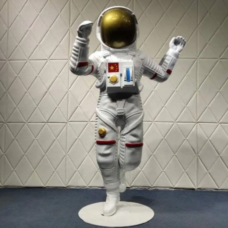 FRP astronaut large ornament shopping mall Meichen astronaut sculpture Internet celebrity store outdoor decoration
FRP astronaut large ornament shopping mall Meichen astronaut sculpture Internet celebrity store outdoor decoration