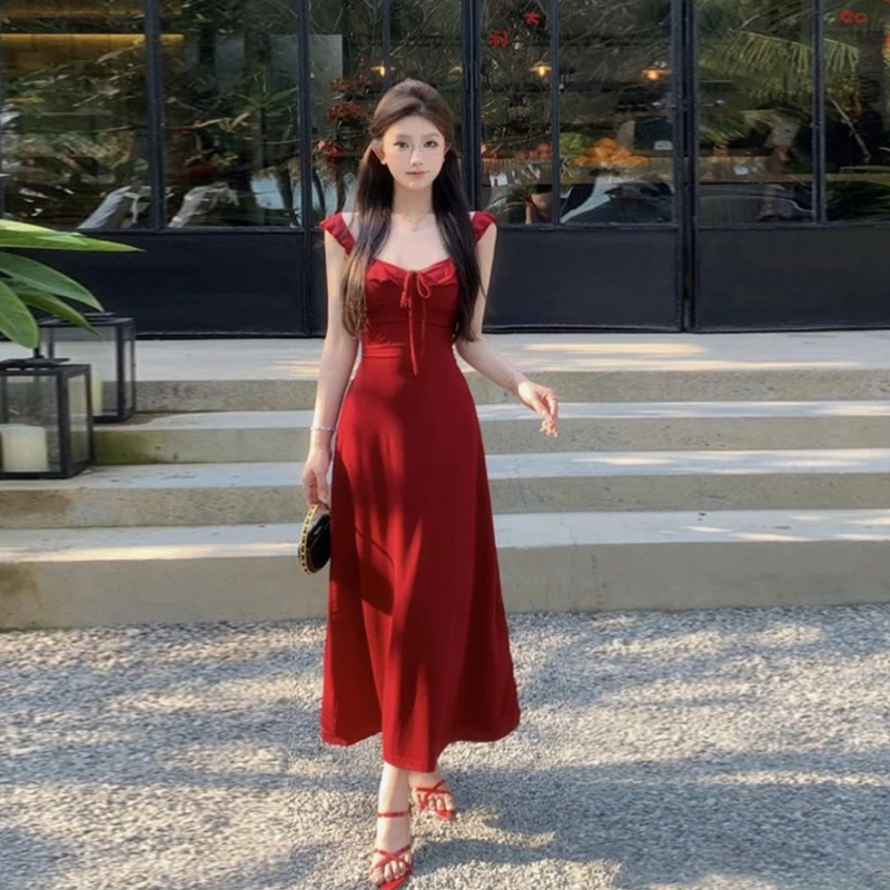 Spaghetti Strap Knitted Dresses Women Lace-up Solid Square Collar Elegant Dress
Spaghetti Strap Knitted Dresses Women Lace-up Solid Square Collar Elegant Dress