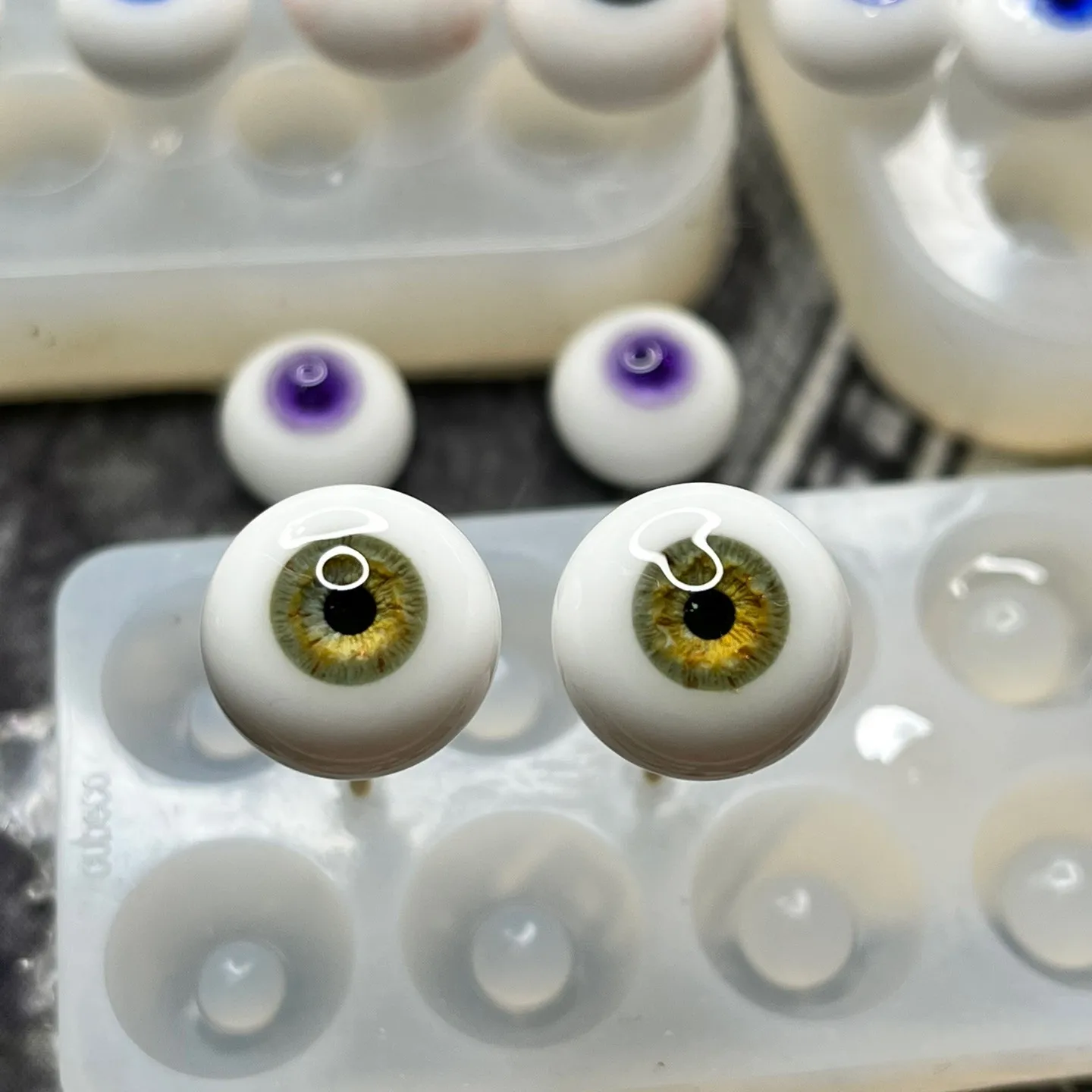 16mm Eyes For Toys “Bulb” SD DD Resin Eyeball,1/3 1/4 1/6 BJD Doll Accessories
16mm Eyes For Toys “Bulb” SD DD Resin Eyeball,1/3 1/4 1/6 BJD Doll Accessories