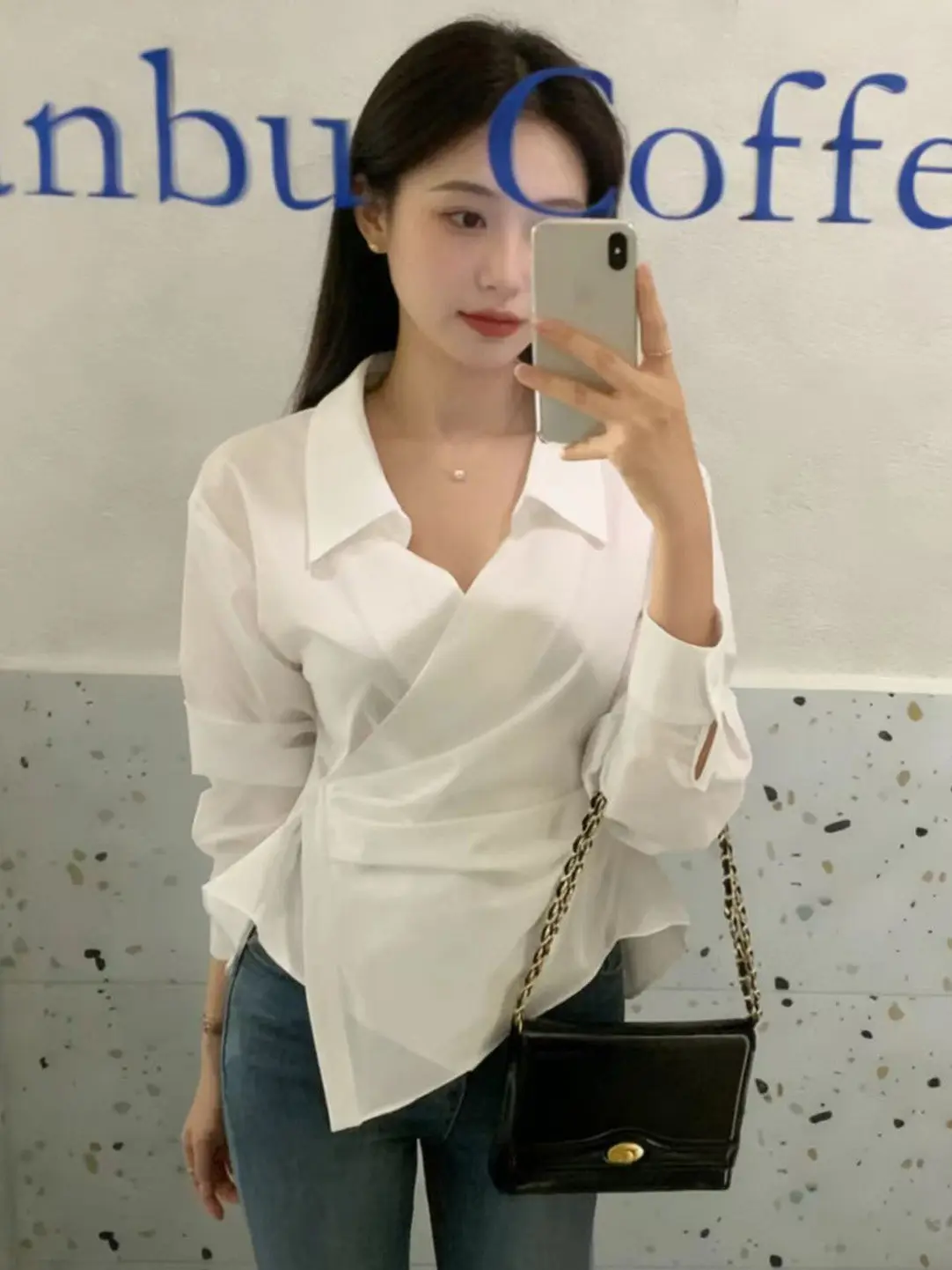 Faionable White Long Sve irt Women's Simple Sle Spring 2026 Asymmetric Hemline Versatile Blouse Korean Commute Sle
Faionable White Long Sve irt Women's Simple Sle Spring 2026 Asymmetric Hemline Versatile Blouse Korean Commute Sle
