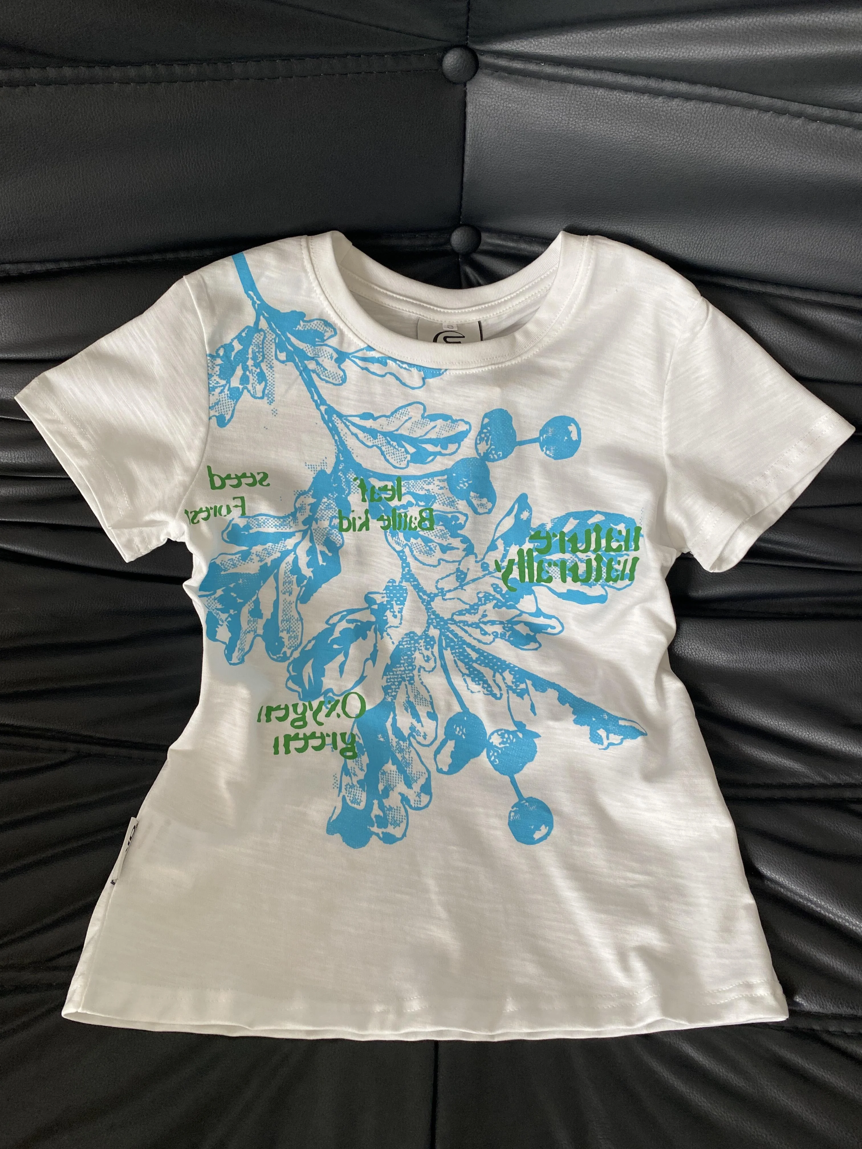 American Retro Floral Short Sleeve round Neck T-Shirt Women's Summer Slimming Versatile Sweet Style Small Audience Top
American Retro Floral Short Sleeve round Neck T-Shirt Women's Summer Slimming Versatile Sweet Style Small Audience Top