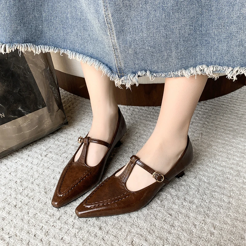 2025 Retro Fashion Pointed-toe Buckle Single Shoes, Trendy Solid-color Women's Shoes, Casual Shallow High Heels Zapatos
2025 Retro Fashion Pointed-toe Buckle Single Shoes, Trendy Solid-color Women's Shoes, Casual Shallow High Heels Zapatos
