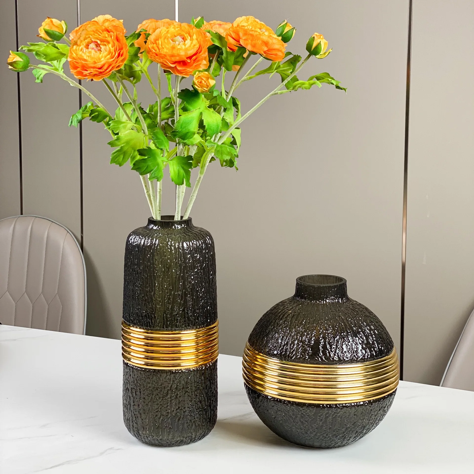 Light Luxury Glass Vases Transparent Hydroponic Plant Vase Home Living Room Restaurant Desktop Ornaments Terrarium Decor
Light Luxury Glass Vases Transparent Hydroponic Plant Vase Home Living Room Restaurant Desktop Ornaments Terrarium Decor