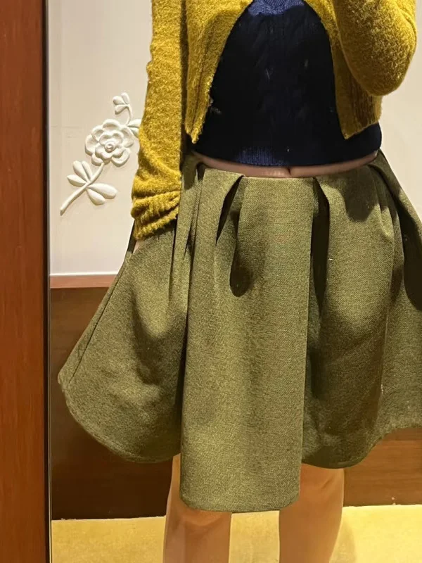 Shanghai Version 26ss Design Pocket Short Skirt Asymmetrical Pleats Fishbone Half-length Women's Casual Style Mid-waist A-lin...
Shanghai Version 26ss Design Pocket Short Skirt Asymmetrical Pleats Fishbone Half-length Women's Casual Style Mid-waist A-lin...