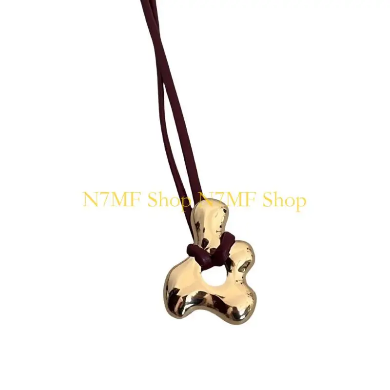 N7MF модное колье, регулируемое ожерелье из веревки из искусственной кожи для стильных дам, модная абстрактная полая подвеска,
N7MF модное колье, регулируемое ожерелье из веревки из искусственной кожи для стильных дам, модная абстрактная полая подвеска,