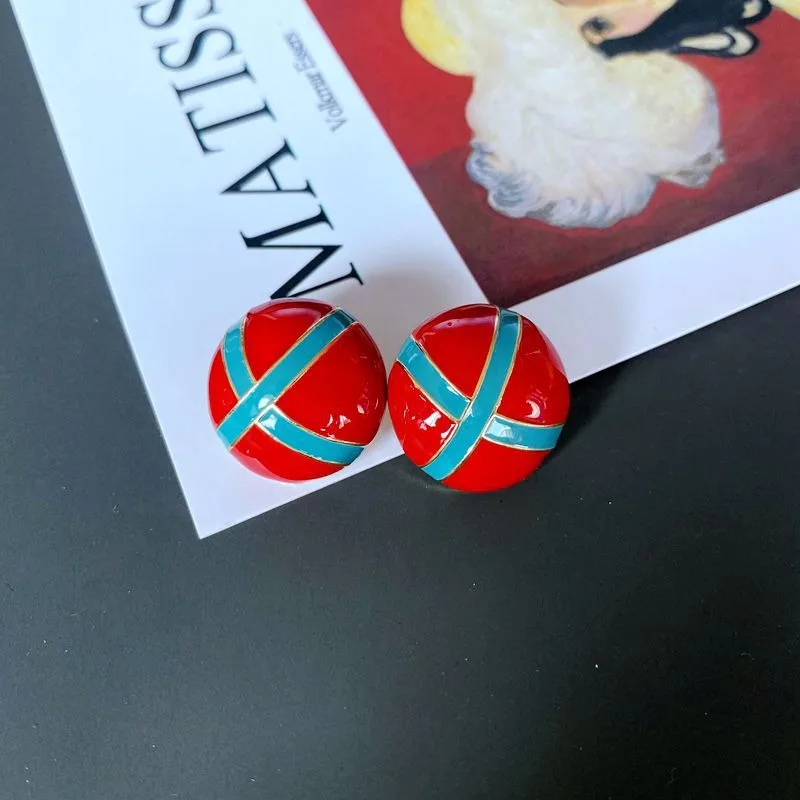 Antique Elegant Chinese Red Silver Needle Earrings Live Stream Drip Glaze Enamel Design Retro Hong Kong Style
Antique Elegant Chinese Red Silver Needle Earrings Live Stream Drip Glaze Enamel Design Retro Hong Kong Style