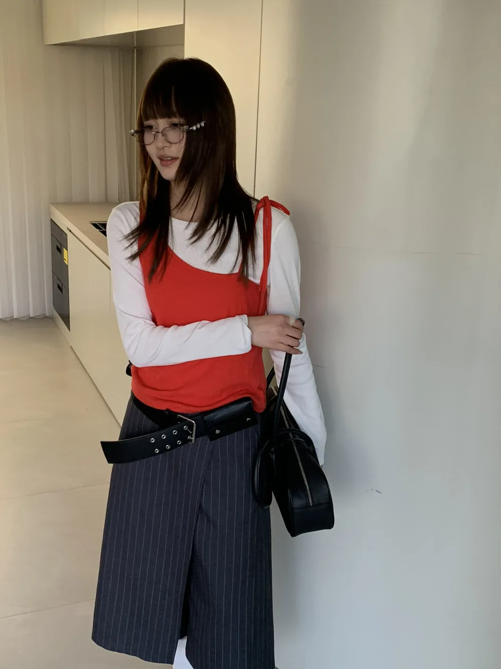 Casual Stripe High Waist Wide Leg Pants Women's Fashion Commute Style Trousers with Waist Bag Vintage Loose Fit ENYILL
Casual Stripe High Waist Wide Leg Pants Women's Fashion Commute Style Trousers with Waist Bag Vintage Loose Fit ENYILL