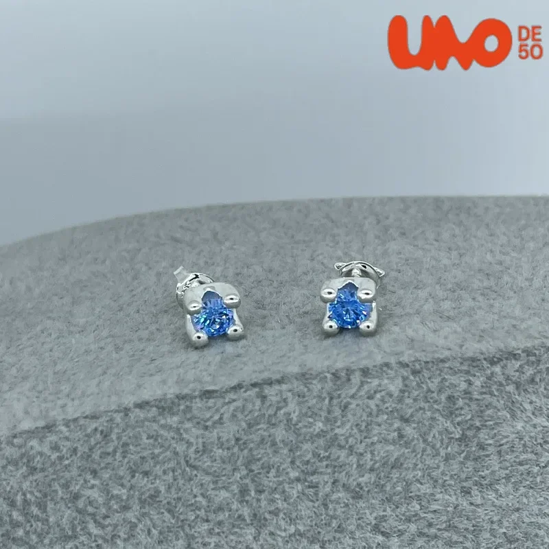 2025 Selling UNO De 50 Earrings, High-quality Silver-plated S925 Jewelry, Party Daily Collocation Leading Fashion Romantic Gift
2025 Selling UNO De 50 Earrings, High-quality Silver-plated S925 Jewelry, Party Daily Collocation Leading Fashion Romantic Gift