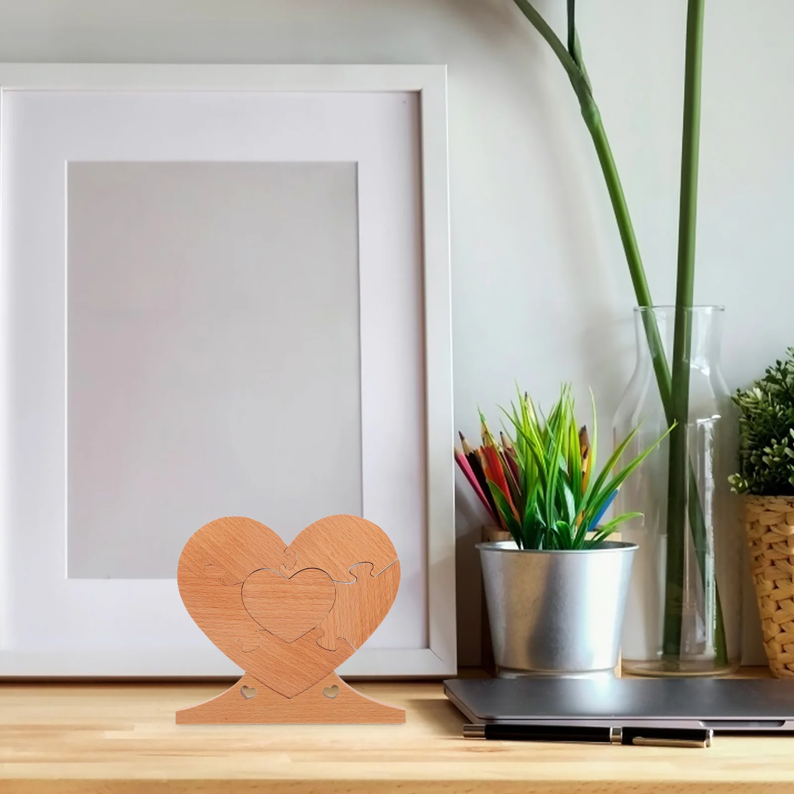 1Pcs Heart Shaped Creative Wooden Desktop Ornament Indoor Home Craft Decoration Unique Heart Adornment
1Pcs Heart Shaped Creative Wooden Desktop Ornament Indoor Home Craft Decoration Unique Heart Adornment