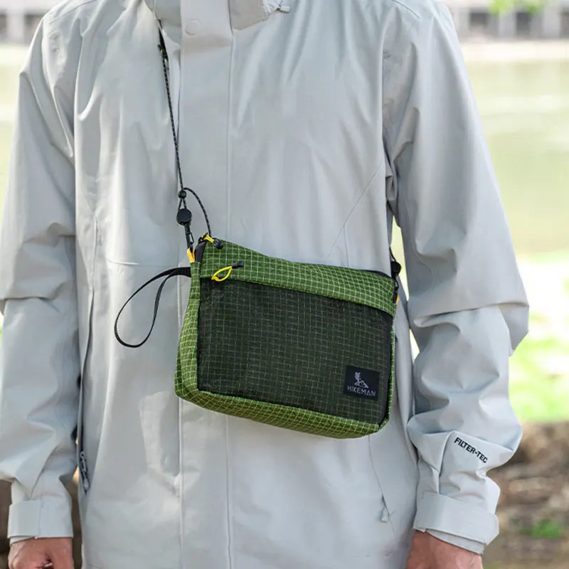 Outdoor Waterproof Toiletry Bag Travel Portable Makeup Bag Wear-Resistant Durable Multi-functional Large Capacity Toiletries Bag 
Outdoor Waterproof Toiletry Bag Travel Portable Makeup Bag Wear-Resistant Durable Multi-functional Large Capacity Toiletries Bag