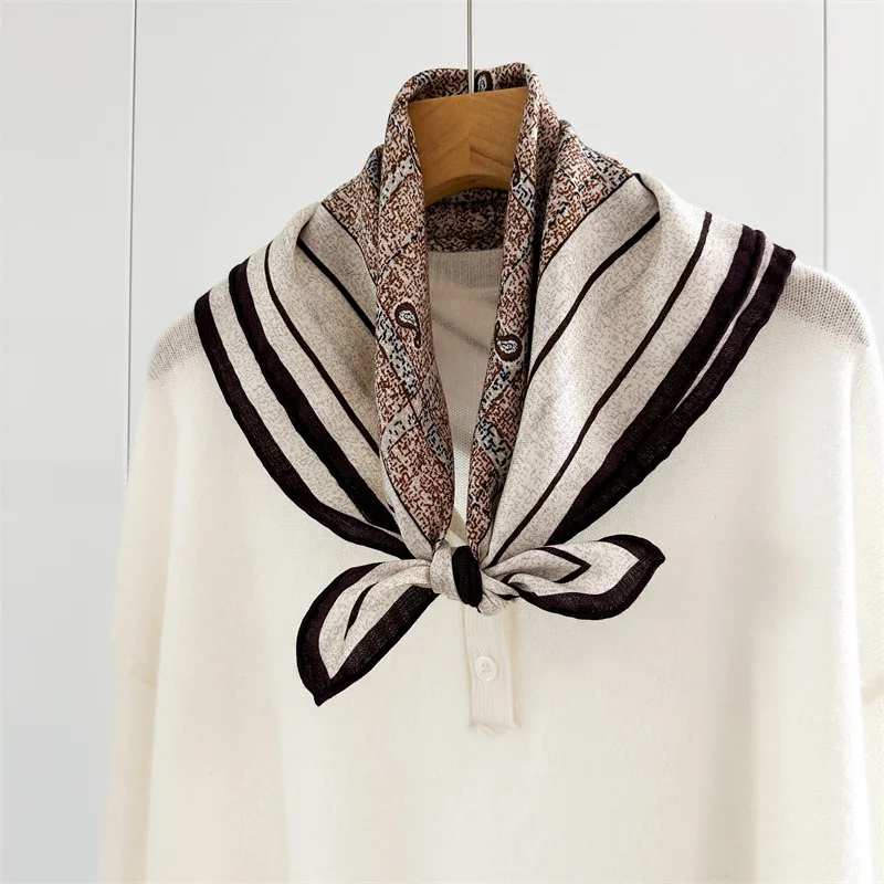 70% Wool 30% Silk Scarf for Women Elegant Chic Paisley Print Square Scarf Ladies Winter Accessories Christmas gifts
70% Wool 30% Silk Scarf for Women Elegant Chic Paisley Print Square Scarf Ladies Winter Accessories Christmas gifts