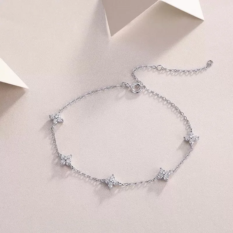 925 Sterling Silver Iced Moissanite Clover Flower Charm Bracelet Fine Jewelry Bling Diamond Chain Bracelets Bangle Pass Tester
925 Sterling Silver Iced Moissanite Clover Flower Charm Bracelet Fine Jewelry Bling Diamond Chain Bracelets Bangle Pass Tester
