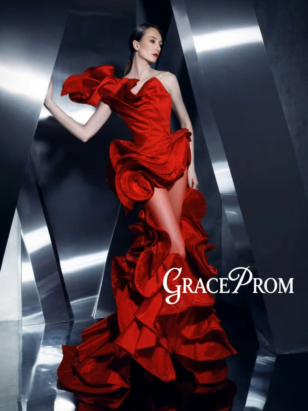 High-end Couture Red Satin One Shoulder Prom Gown Chic 3D Bloom Ruffles Formal Evening Dress Customized Romantic Fashion Wear
High-end Couture Red Satin One Shoulder Prom Gown Chic 3D Bloom Ruffles Formal Evening Dress Customized Romantic Fashion Wear