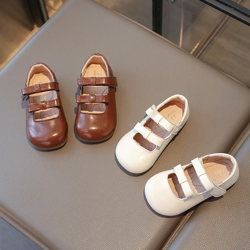 2025 Spring New Children Leather Shoes for Girls Fashion Korean Style Soft Anti-slippery Versatile Chic Bowtie Princess Shoes
2025 Spring New Children Leather Shoes for Girls Fashion Korean Style Soft Anti-slippery Versatile Chic Bowtie Princess Shoes