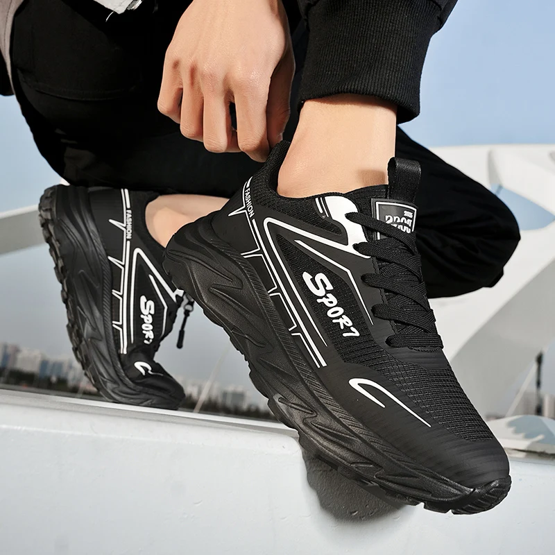 New Type of Outdoor Sports Running Shoes with A Two-tone Casual Lace-up, Flat Heel, Low Top, Round Toe, Durable and Comfortable
New Type of Outdoor Sports Running Shoes with A Two-tone Casual Lace-up, Flat Heel, Low Top, Round Toe, Durable and Comfortable