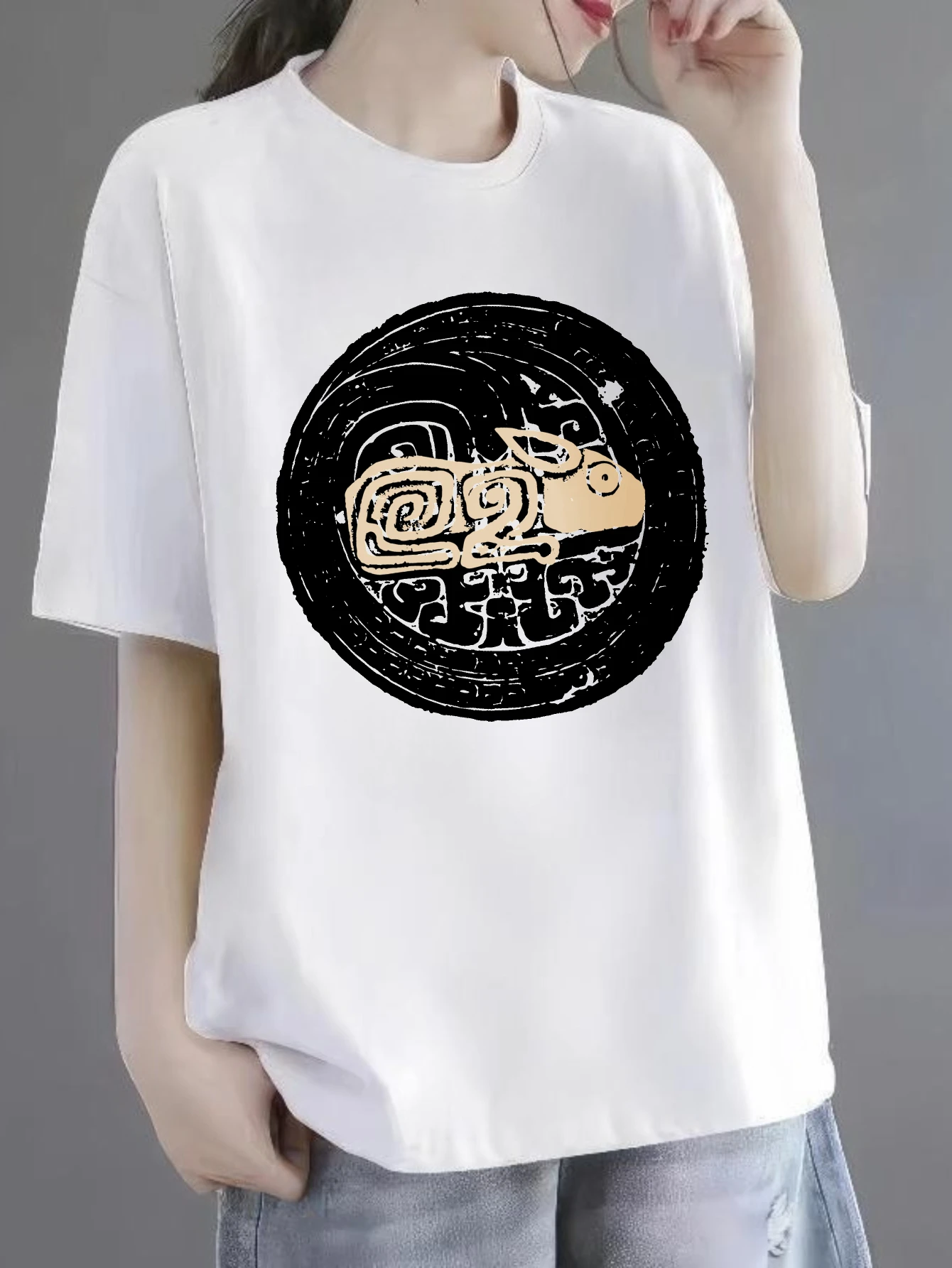 Women's T-shirts Chinese style Running Streetwear four seasons Casual 100% cotton Circular Design With Text printed tee summe
Women's T-shirts Chinese style Running Streetwear four seasons Casual 100% cotton Circular Design With Text printed tee summe