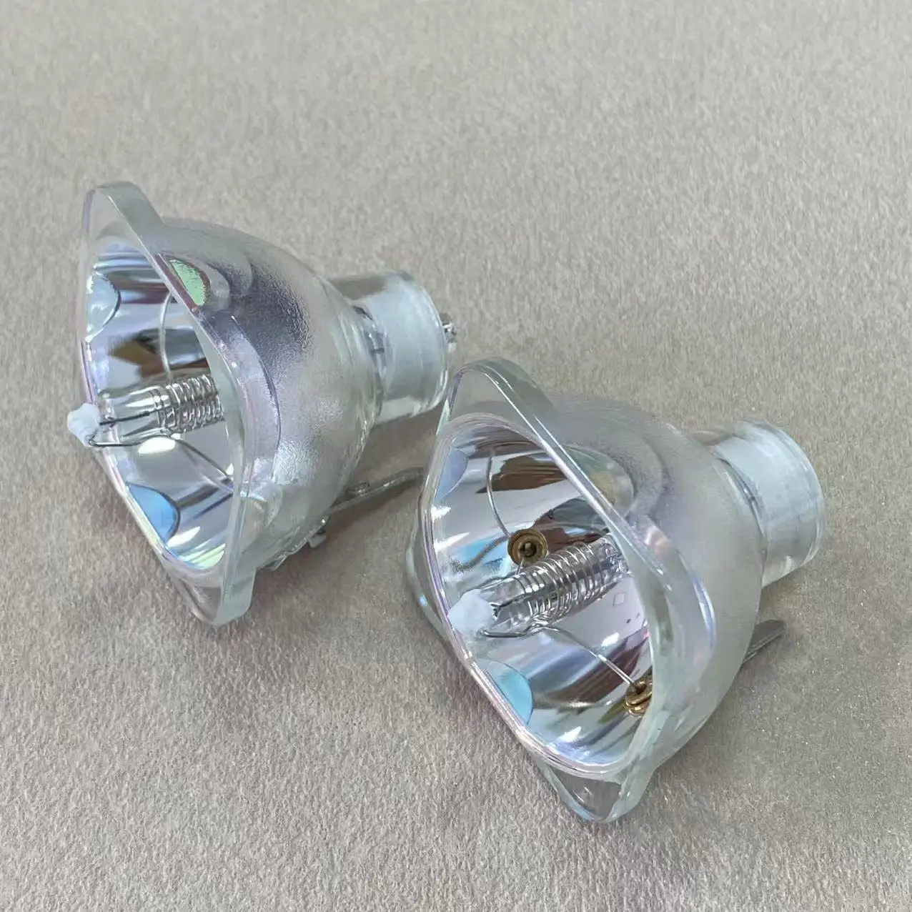 Top selling 2R 132W 3R 150W Sharpy Beam / Moving Head Spotlight 2R 3R MSD Platinum Stage Light Stage Lamp with ballast
Top selling 2R 132W 3R 150W Sharpy Beam / Moving Head Spotlight 2R 3R MSD Platinum Stage Light Stage Lamp with ballast