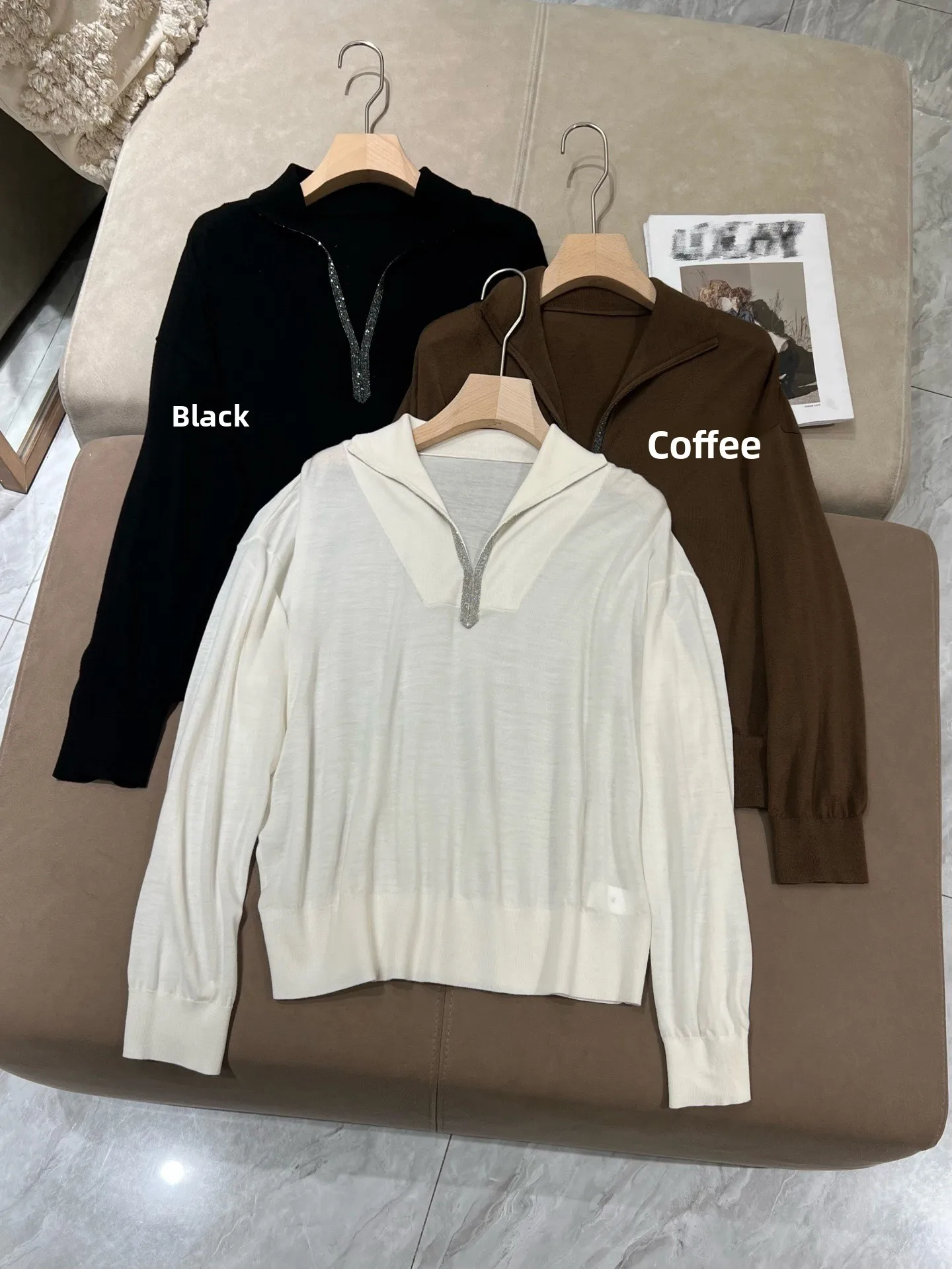 Women's Early Spring Knitted Wool Blend Base Layer Top V-Ne Pearl Chain Faionable Overhead Pure Color Beau Wool irt
Women's Early Spring Knitted Wool Blend Base Layer Top V-Ne Pearl Chain Faionable Overhead Pure Color Beau Wool irt