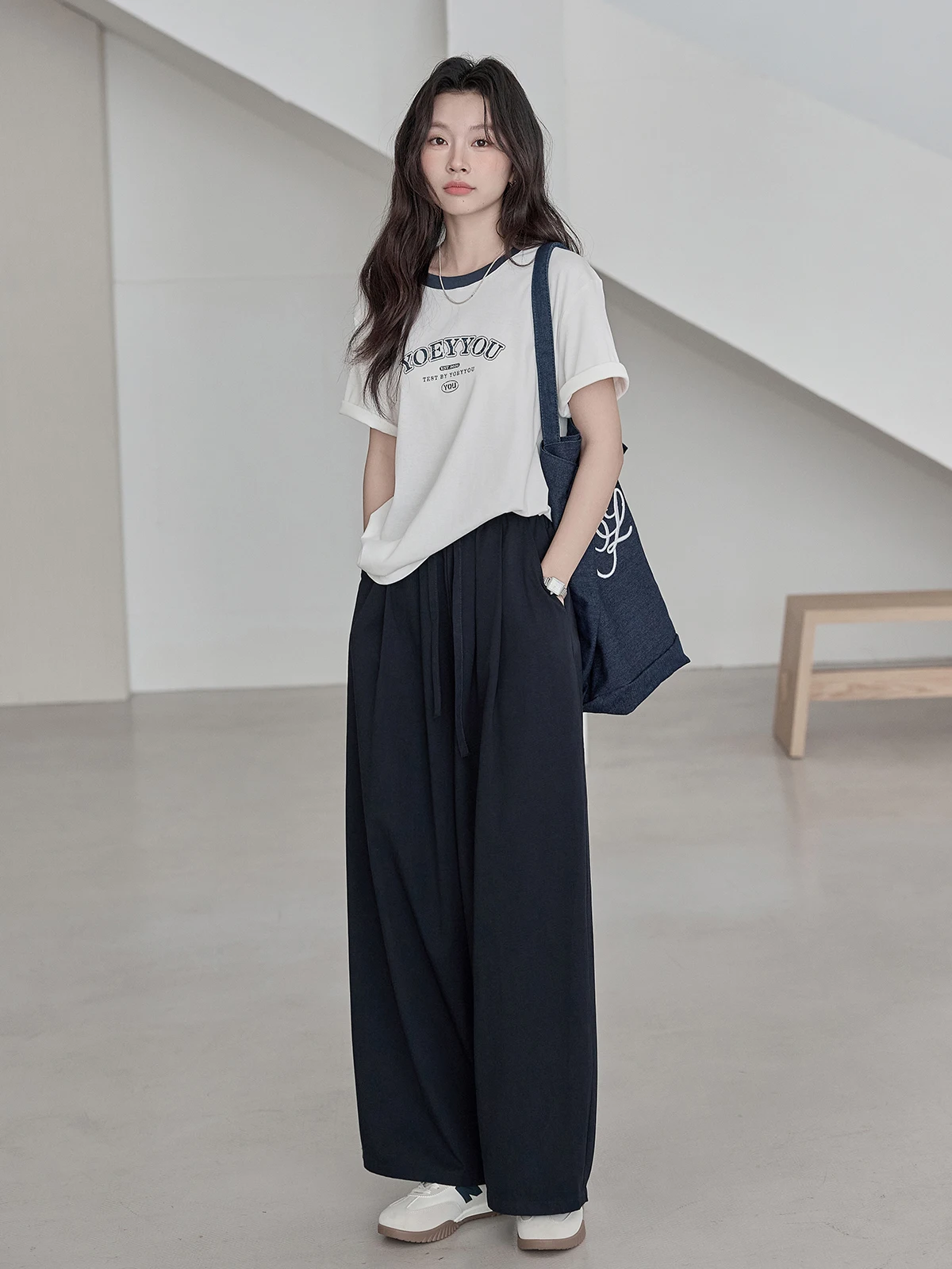Deep Blue Casual Pants Women's High Waist Pleated Slimming Belted Wide Leg Pants Commute Style Korean Simple Pure Color
Deep Blue Casual Pants Women's High Waist Pleated Slimming Belted Wide Leg Pants Commute Style Korean Simple Pure Color