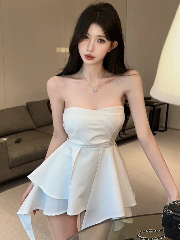 Korean Sweet Style 3D Overlap Irregular Petal Short Skirt Women's Summer New Waist Cinching Short Strapless Dress Citywalk Co...
Korean Sweet Style 3D Overlap Irregular Petal Short Skirt Women's Summer New Waist Cinching Short Strapless Dress Citywalk Co...