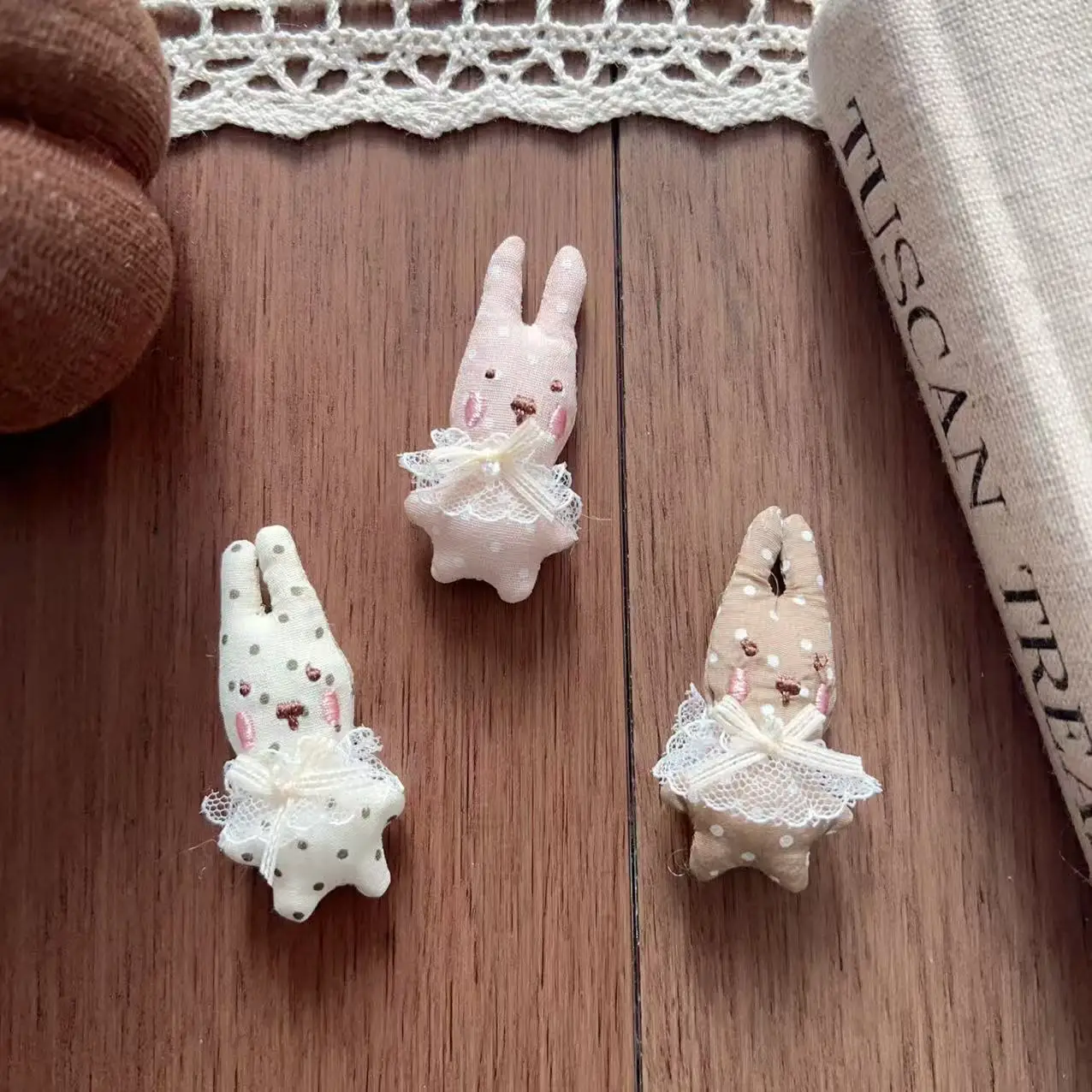 Premium Soft Stuffed Fabric Polka Dot Little Bunny Hair Clip Blank DIY Craft for Shoes Hats Clothing Trim Accessory
Premium Soft Stuffed Fabric Polka Dot Little Bunny Hair Clip Blank DIY Craft for Shoes Hats Clothing Trim Accessory