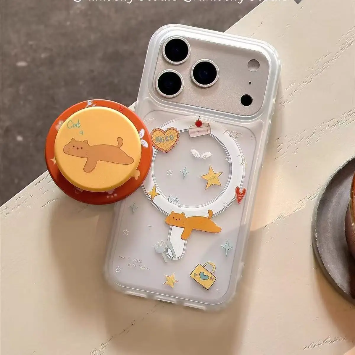 Caramel Cartoon Cat Magnetic Phone Grip Holder Universal Foldable Airbag Stand Bracket Anti-Slip Finger Socket Cute Phone Decor
Caramel Cartoon Cat Magnetic Phone Grip Holder Universal Foldable Airbag Stand Bracket Anti-Slip Finger Socket Cute Phone Decor
