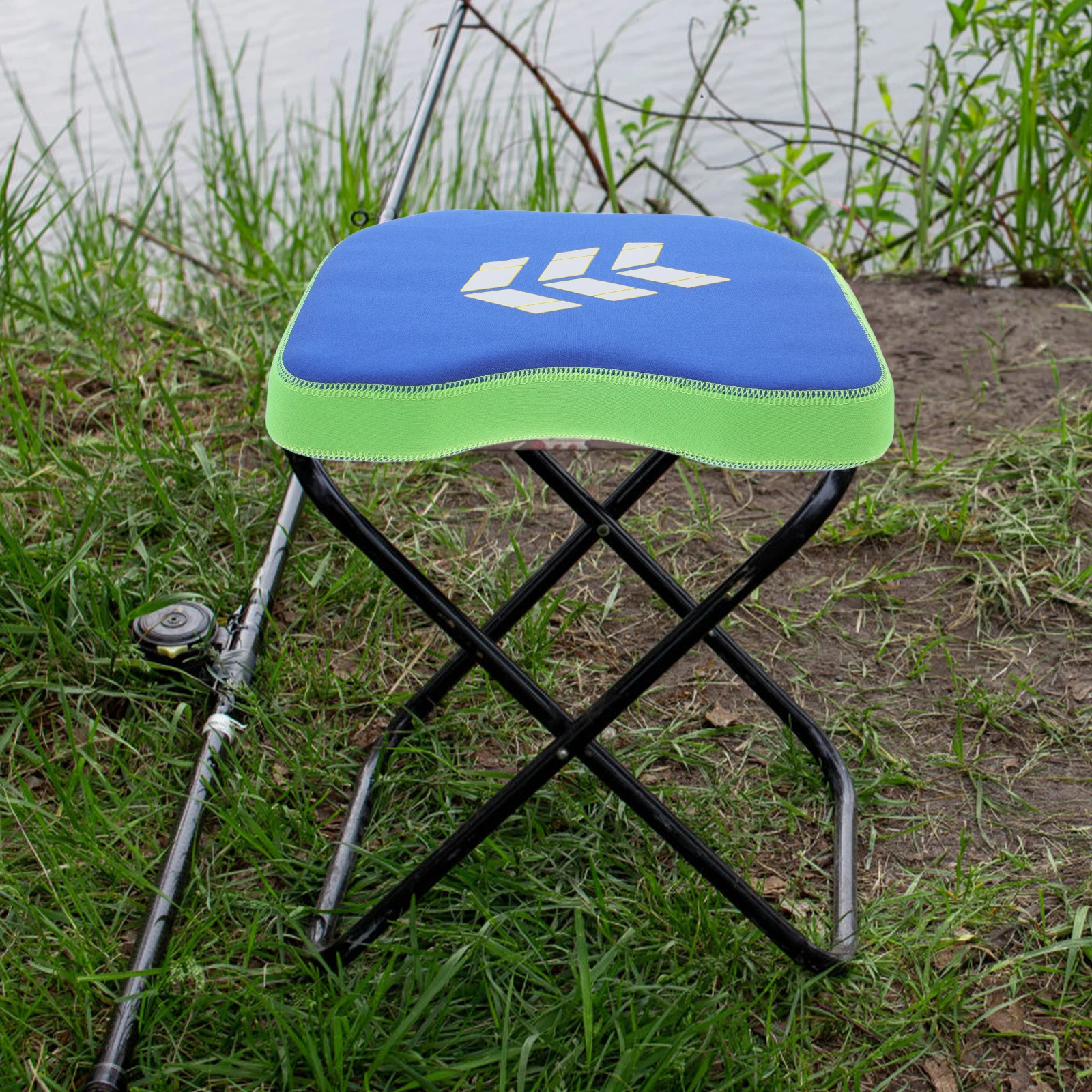Fishing Cushion 2 Pcs Thick Soft Durable Skid Proof Outdoor Portable Kayak Seat Pad Suction Cups Fishing Tools
Fishing Cushion 2 Pcs Thick Soft Durable Skid Proof Outdoor Portable Kayak Seat Pad Suction Cups Fishing Tools