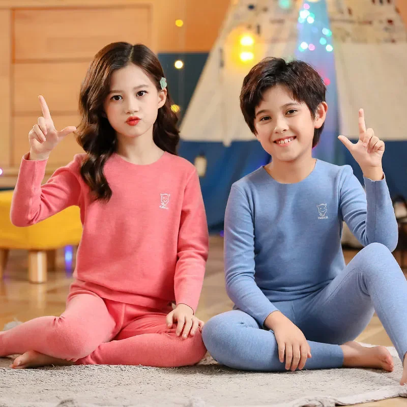 Girls Pyjamas Set Long Sleeve Velvet Seamless Thermal Underwear Pjs Kids Cotton Pajamas Sleepwear Tops & Pants Children Outfits
Girls Pyjamas Set Long Sleeve Velvet Seamless Thermal Underwear Pjs Kids Cotton Pajamas Sleepwear Tops & Pants Children Outfits