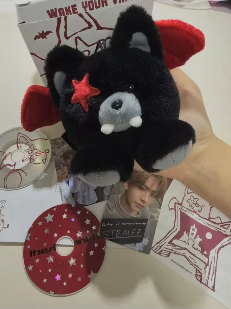 In Stock Lee Heeseung Album The Sin: Vanish Limited Edition Merchandise Vamp Voice Plush Toy Pendant, Keychain Birthday Gift
In Stock Lee Heeseung Album The Sin: Vanish Limited Edition Merchandise Vamp Voice Plush Toy Pendant, Keychain Birthday Gift