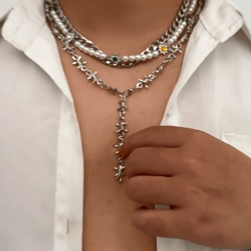  3Pcs/Set Rhinestone Men Thorny Chain Necklace Multilayer Necklace Set Imitation Pearl Chain Necklace Hip-hop Neck Jewelry
3Pcs/Set Rhinestone Men Thorny Chain Necklace Multilayer Necklace Set Imitation Pearl Chain Necklace Hip-hop Neck Jewelry