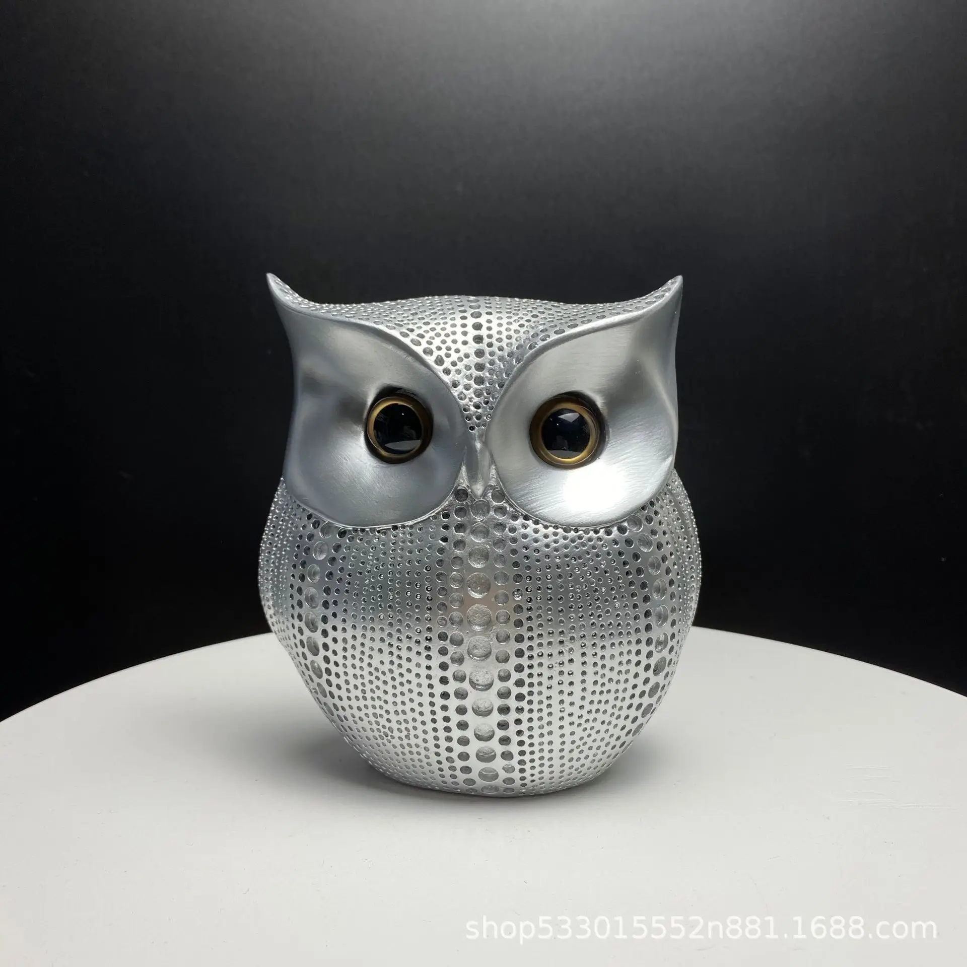 Creative Black and White Wave Point Owl Resin Crafts Desktop Decoration Bookcase Animal European Style Sim
Creative Black and White Wave Point Owl Resin Crafts Desktop Decoration Bookcase Animal European Style Sim