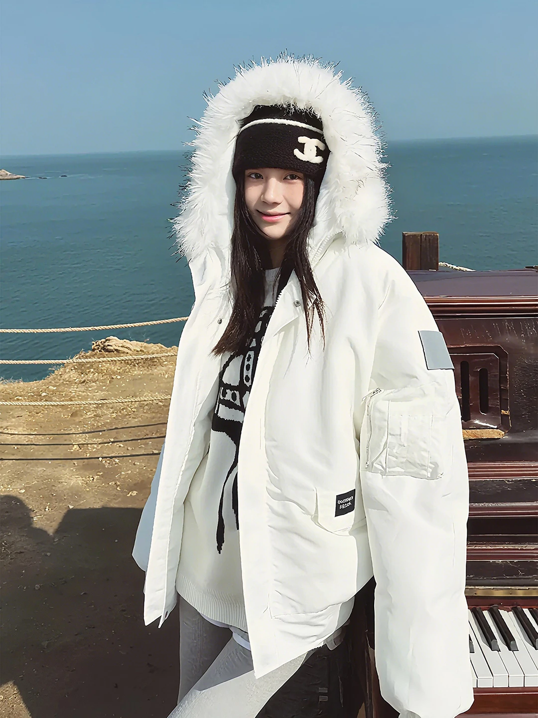 Thickened Faux Fur Collar Parka Jacket Youth Fashion Warmth Cotton Workwear Autumn Winter Zipper Closure Short Style Zipper
Thickened Faux Fur Collar Parka Jacket Youth Fashion Warmth Cotton Workwear Autumn Winter Zipper Closure Short Style Zipper