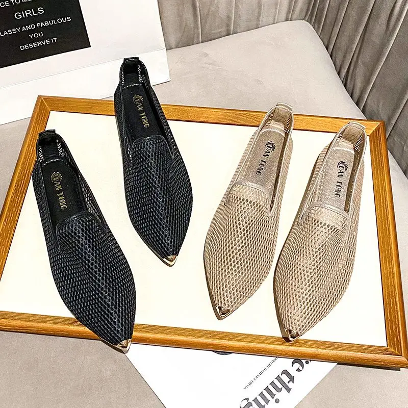 2026 Summer New Women Pointed Toe Flats Hollow Out Breathable Casual Beach Shoes Size 34-42 Soft Comfortable Ladies Footwear
2026 Summer New Women Pointed Toe Flats Hollow Out Breathable Casual Beach Shoes Size 34-42 Soft Comfortable Ladies Footwear