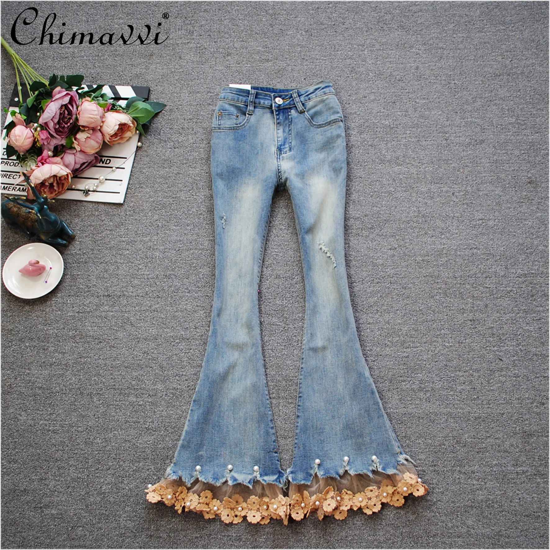 Spring and Summer New Fashionable Retro Old Elastic Slim Fit Heavy Beaded Lace Lace Flared Pants Elegant Women's 9-point Jeans
Spring and Summer New Fashionable Retro Old Elastic Slim Fit Heavy Beaded Lace Lace Flared Pants Elegant Women's 9-point Jeans