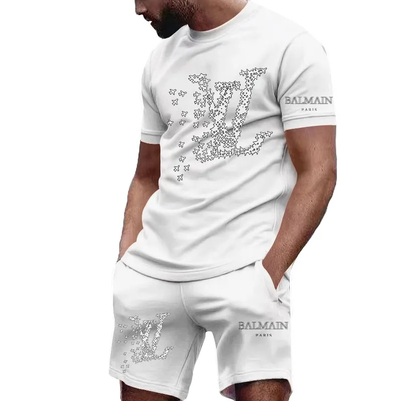 2024 New Men's Fitness Fashion Set Men's casual sportswear set Quick drying sportswear Short sleeved T-shirt+shorts 2-piece set
2024 New Men's Fitness Fashion Set Men's casual sportswear set Quick drying sportswear Short sleeved T-shirt+shorts 2-piece set
