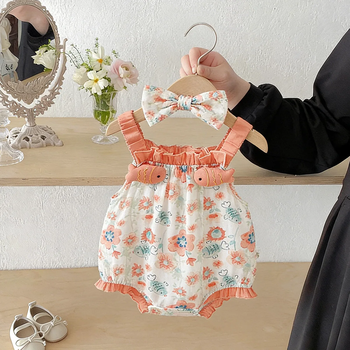 Cute Baby Girl Romper 0-2Years Newborn Princess Sleeveless Flower Bodysuit Headband 2PCS Outfits Summer Clothes
Cute Baby Girl Romper 0-2Years Newborn Princess Sleeveless Flower Bodysuit Headband 2PCS Outfits Summer Clothes