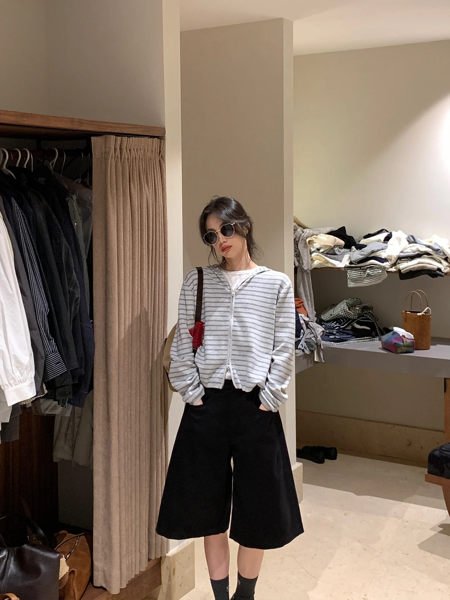 Loose Fit Striped Hoodie Knitted Sweater Coat for Women Long Sve Casual Sle Autumn New Arrival YNVN Korean Laid-ba Sle
Loose Fit Striped Hoodie Knitted Sweater Coat for Women Long Sve Casual Sle Autumn New Arrival YNVN Korean Laid-ba Sle