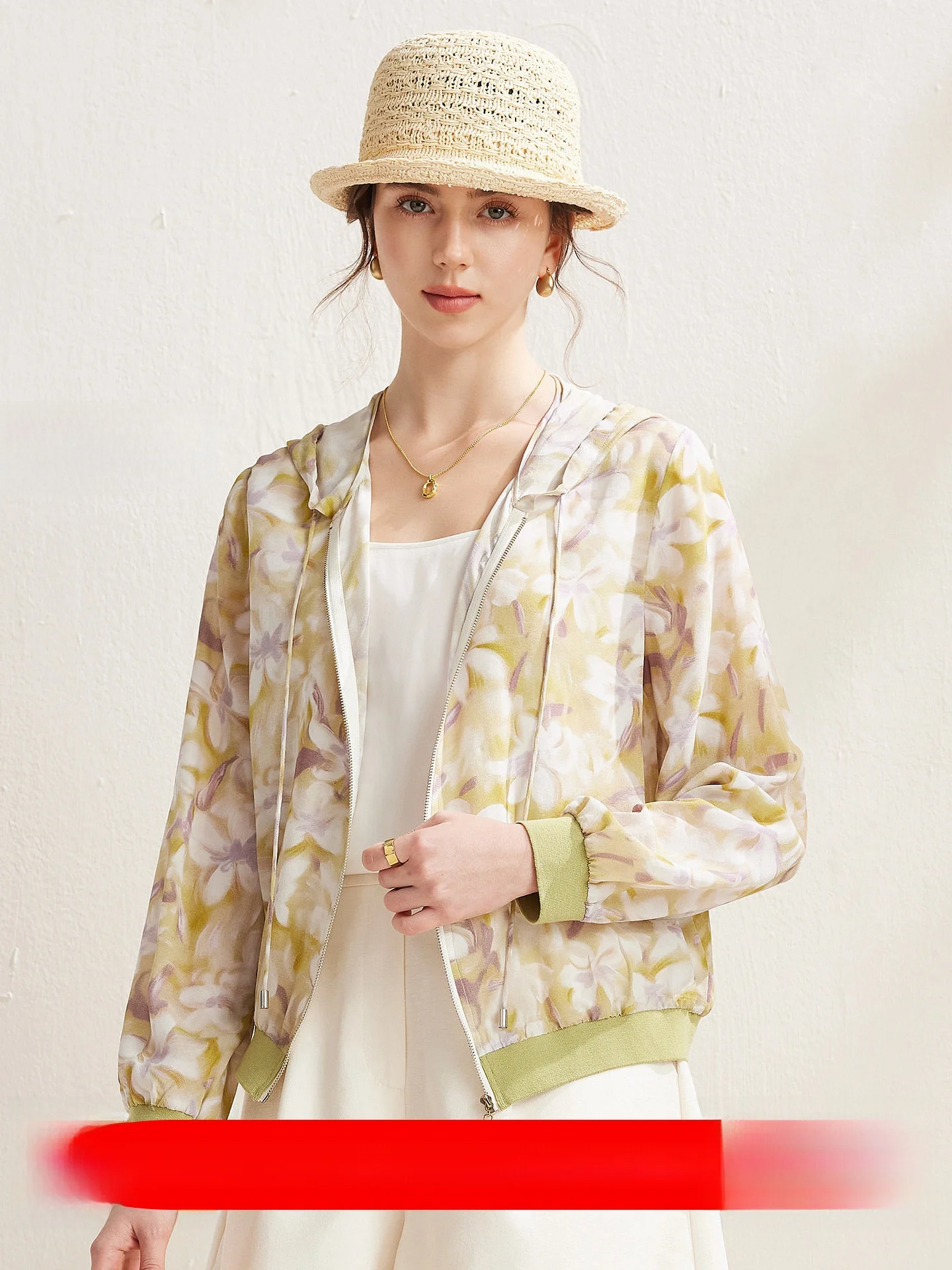 Zhaojun Spring Summer New Sle Silk Double Gauze Floral Jaet Women's Hooded Long Sve Faion Print Silk Top
Zhaojun Spring Summer New Sle Silk Double Gauze Floral Jaet Women's Hooded Long Sve Faion Print Silk Top