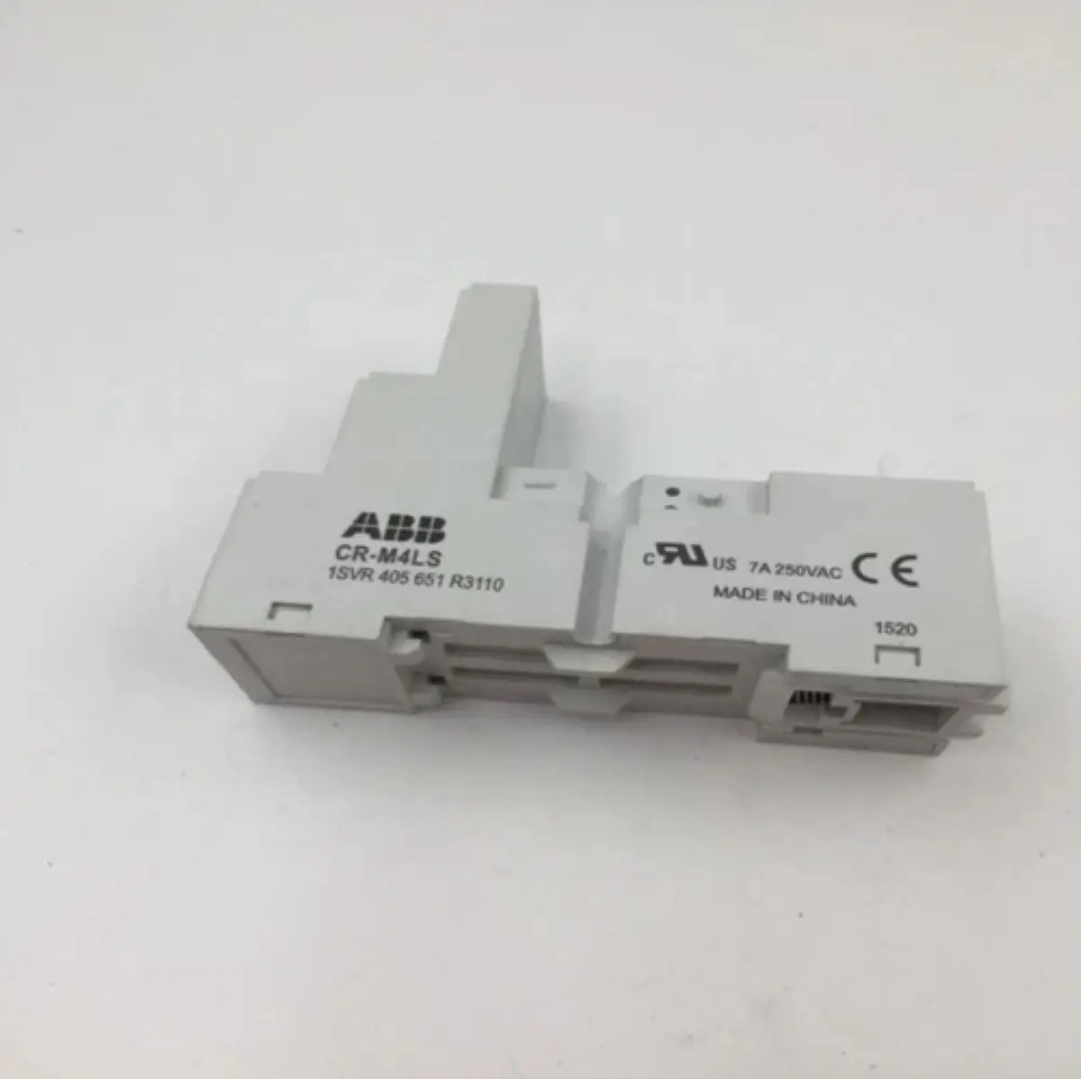 CR-M4LS 10095970 1SVR405651R3100 Logical socket for 2c/o or 4c/o CR-M relay
CR-M4LS 10095970 1SVR405651R3100 Logical socket for 2c/o or 4c/o CR-M relay