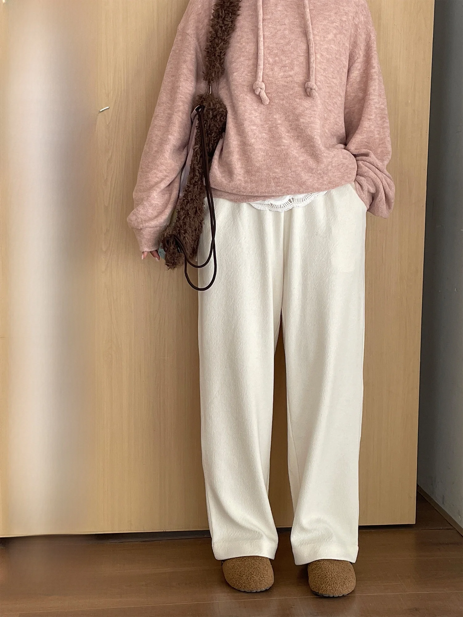 plus Size Straight Leg Pants Loose Comfortable Thiened Lazy Sle Casual Trousers for Women Autumn Winter High Waist Elasti...
plus Size Straight Leg Pants Loose Comfortable Thiened Lazy Sle Casual Trousers for Women Autumn Winter High Waist Elasti...
