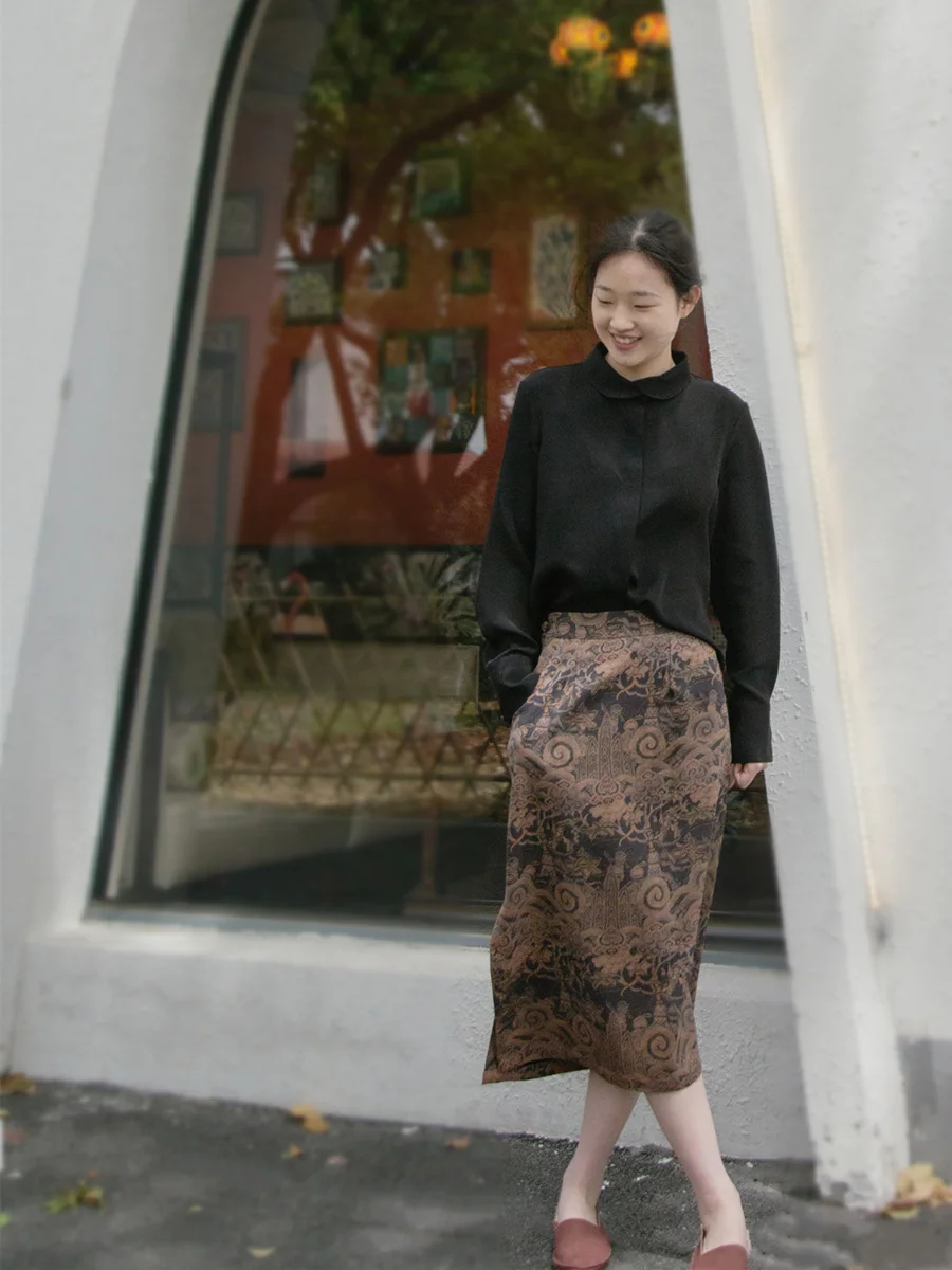 Classic Design 43 Momme Silk Brocade Original Artwork Skirt mid Waist Vintage Style Floral Pattern Wrap around Skirt
Classic Design 43 Momme Silk Brocade Original Artwork Skirt mid Waist Vintage Style Floral Pattern Wrap around Skirt