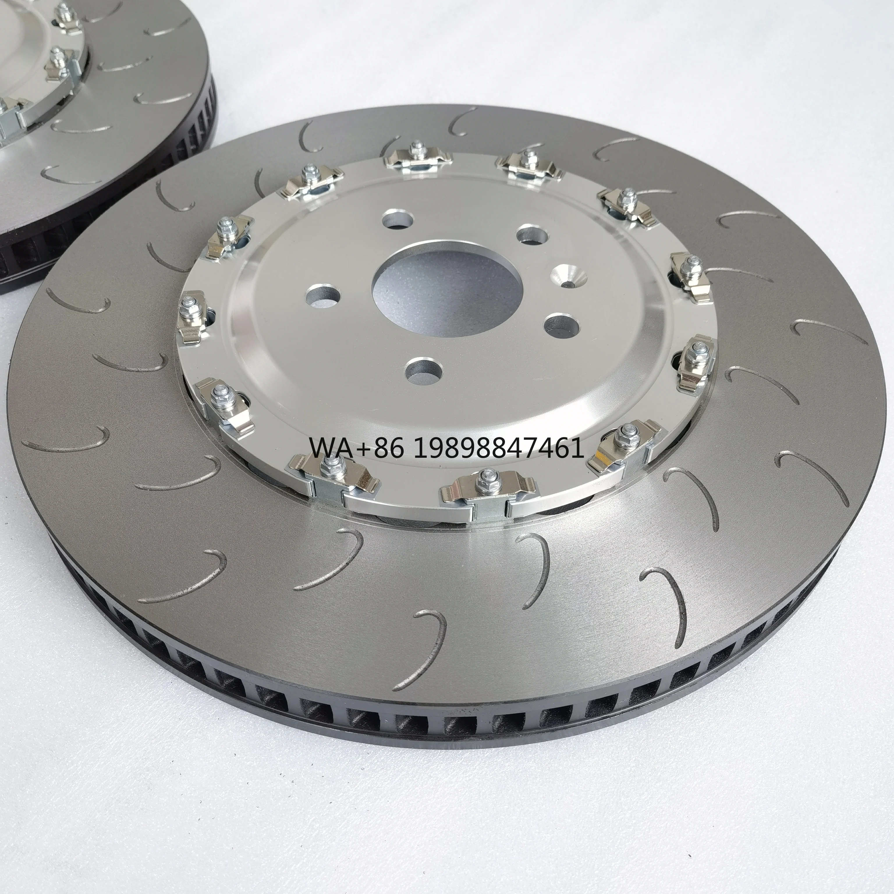 Auto Brake Rotor 390*36mm Disc Floating Aluminum Bell for Audi RS7
Auto Brake Rotor 390*36mm Disc Floating Aluminum Bell for Audi RS7