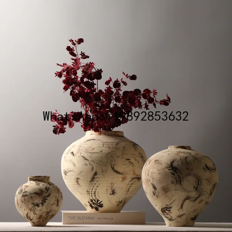 i5.15 creative graffiti hand-painted ceramic vase, soft decoration design living room flower arrangement
i5.15 creative graffiti hand-painted ceramic vase, soft decoration design living room flower arrangement